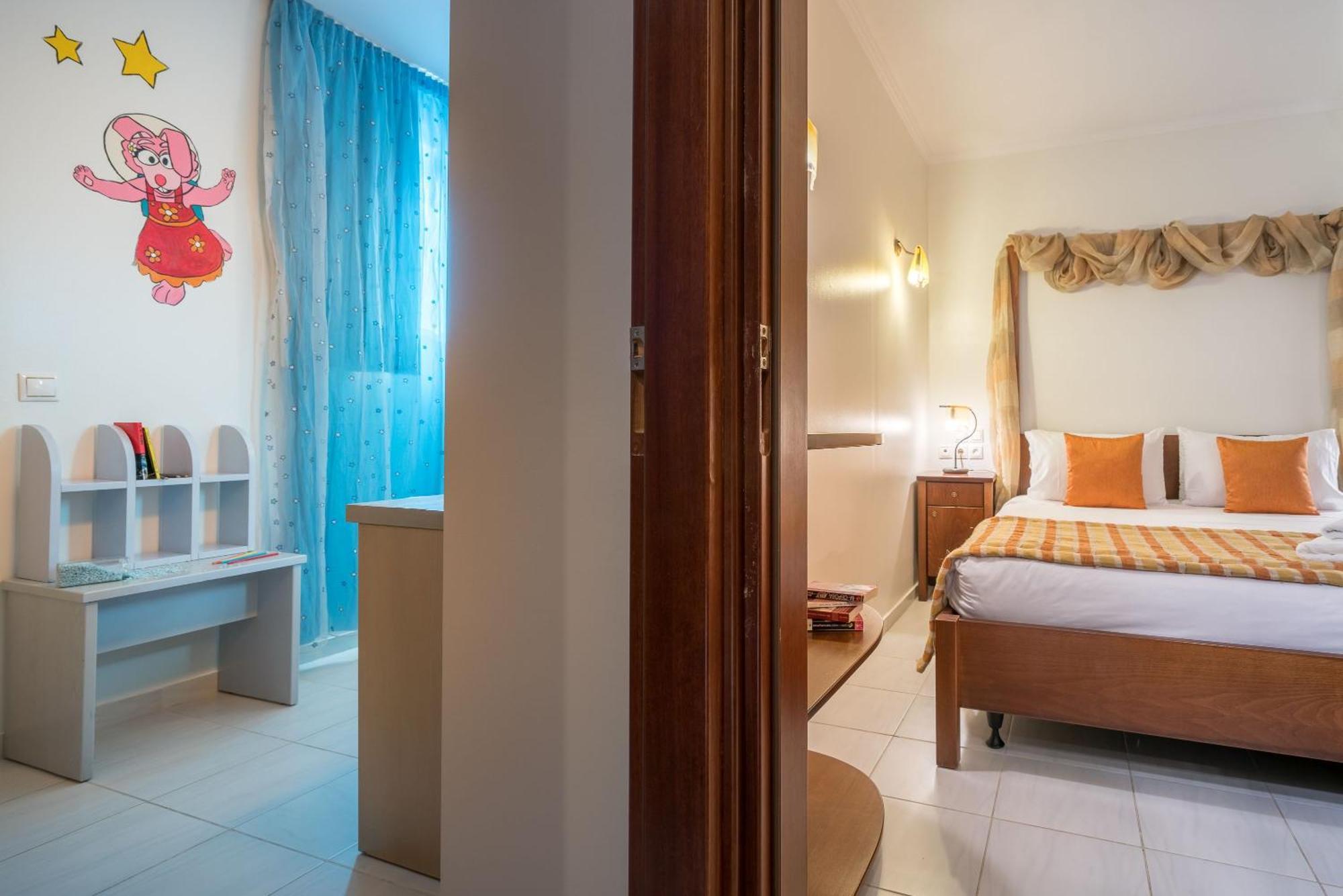 Galaxy Beach Resort BW Premier Collection Лаганас Экстерьер фото